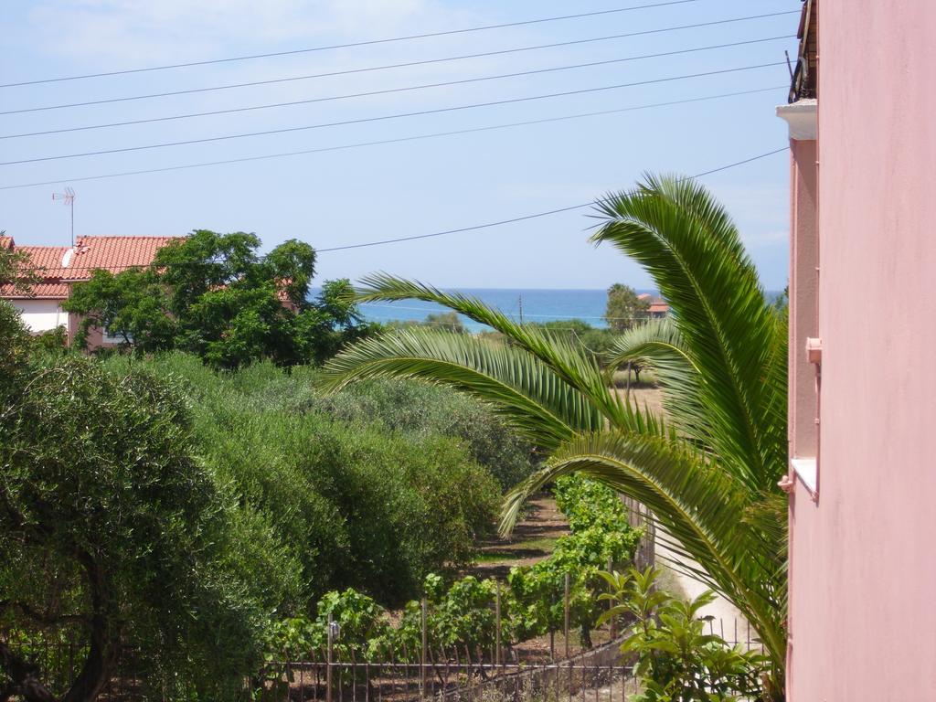Olga'S Garden Apartments Almiros Beach Exterior foto